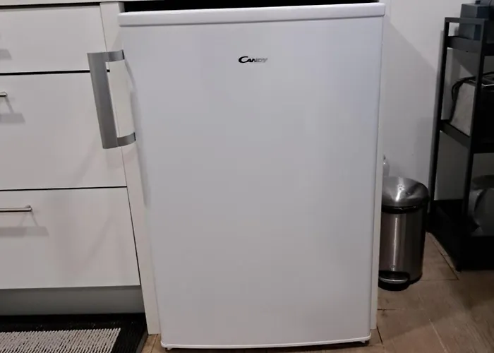 Airport - Std 1 - Ar Condicionado - Cave 25m2 269,10ft2 - Full Equipped - Ring Bell D * Lisboa