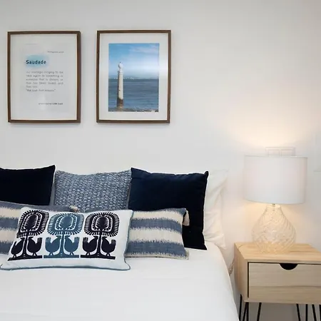 Apartament Airport - Std 1 - Ar Condicionado - Cave 25m2 269,10ft2 - Full Equipped - Ring Bell D *